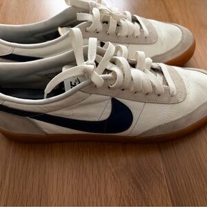 Nike Men's White and Navy Sneakers